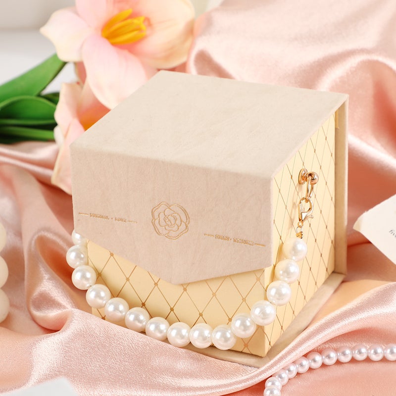 Exquisite Pearl Portable Gift Box Wedding Niche Light Luxury Wedding Candy Box Valentine'S Day And Chinese Valentine'S Day Gift Box Empty Box - Image 3